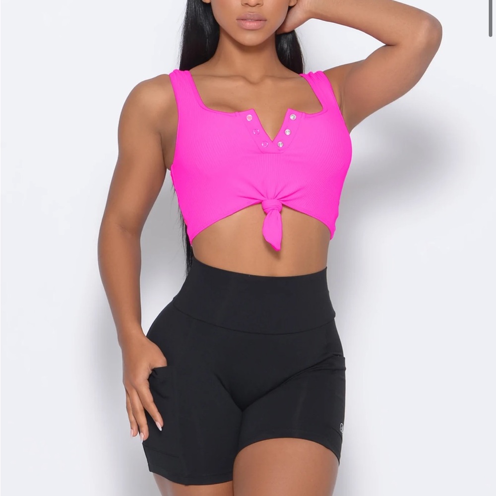 NWT💕BOMBSHELL SPORTSWEAR💕NEON PINK HENLEY SPORTS BRA